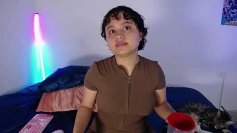 lou_cuteee online show from 19, 2, 2026