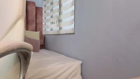  Lou Rosse  online show from 28, 1, 2025