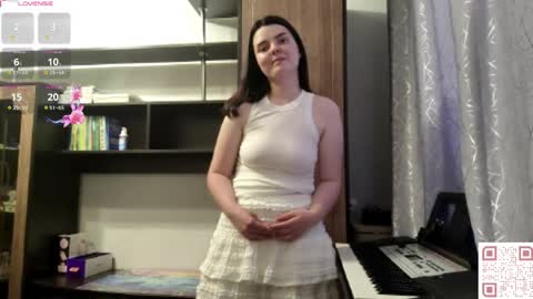 Esma online show from 8, 6, 2026