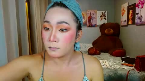 Snapshot of louie_sexy chatting on 15, 1, 2025 Cathy online show from 15, 1, 2025