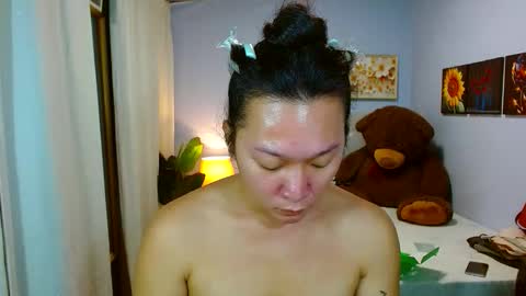 Snapshot of louie_sexy chatting on 4, 10, 2025 Cathy online show from 4, 10, 2025