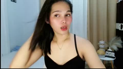 louilalicious online show from 15, 6, 2026