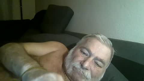 Snapshot of louis_chokdee chatting on 8, 12, 2024 louis_chokdee online show from 8, 12, 2024