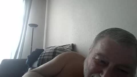 Snapshot of louis_chokdee chatting on 7, 3, 2025 louis_chokdee online show from 7, 3, 2025