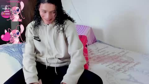 Snapshot of louise_22cm chatting on 1, 5, 2026 Mi lu online show from 1, 5, 2026