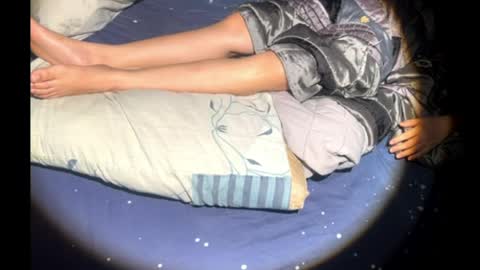 Snapshot of louisepadalang chatting on 8, 4, 2026 louisepadalang online show from 8, 4, 2026