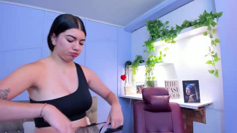 Louren Fox online show from 22, 11, 2025