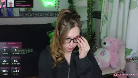 Lo Valentine online show from 18, 12, 2024