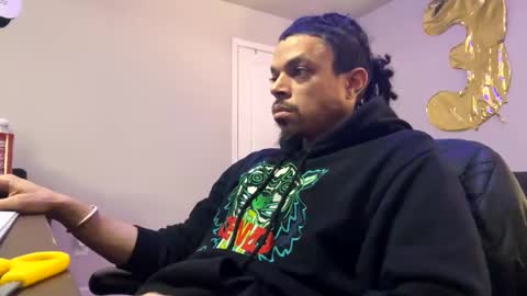 Snapshot of love4heelz chatting on 11, 3, 2025 Prynce online show from 11, 3, 2025