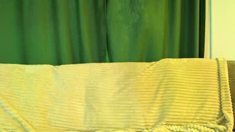 Cute face online show from 30, 10, 2025