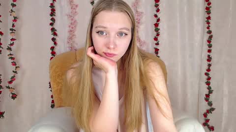 love bella  online show from 4, 12, 2024