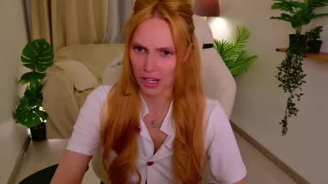 Snapshot of love_call chatting on 7, 7, 2026 love_call online show from 7, 7, 2026