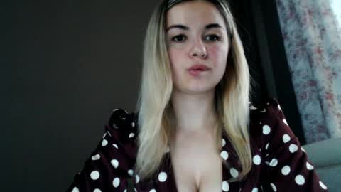 Snapshot of love_dom_meg chatting on 13, 6, 2026 Megane online show from 13, 6, 2026