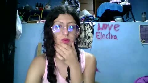 love_electra online show from 5, 12, 2025