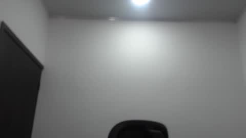 Snapshot of love_gatubela chatting on 29, 9, 2025 Nina online show from 29, 9, 2025