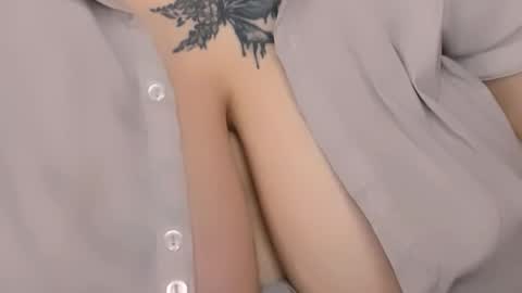 Snapshot of love_insidee chatting on 7, 11, 2025 Sailor online show from 7, 11, 2025