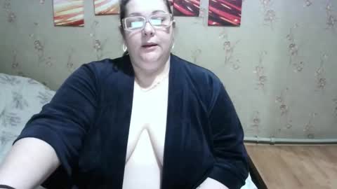 Snapshot of love_milanna chatting on 5, 11, 2025 Milana online show from 5, 11, 2025