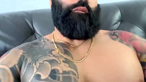 Snapshot of loveathickbitch chatting on 31, 10, 2025 loveathickbitch online show from 31, 10, 2025