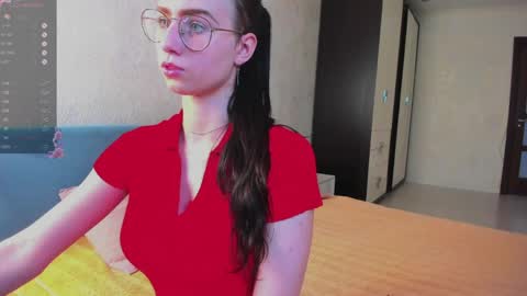 Elisabette online show from 6, 4, 2026