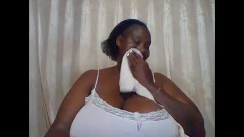 Lynn online show from 5, 2, 2025