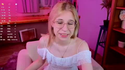 Snapshot of lovedrope chatting on 25, 10, 2025 God like girl Ann online show from 25, 10, 2025