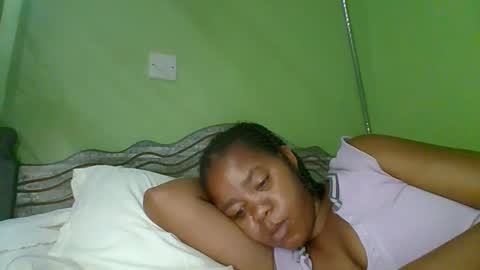 Snapshot of lovegal335 chatting on 15, 4, 2026 lovegal335 online show from 15, 4, 2026