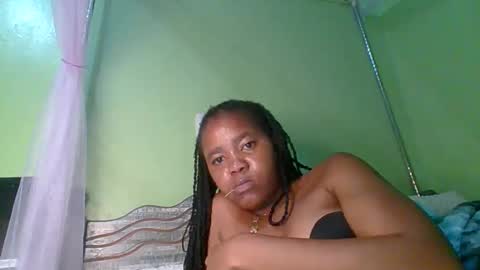 Snapshot of lovegal335 chatting on 21, 4, 2026 lovegal335 online show from 21, 4, 2026