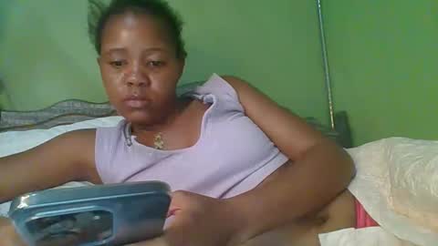 Snapshot of lovegal335 chatting on 28, 4, 2026 lovegal335 online show from 28, 4, 2026