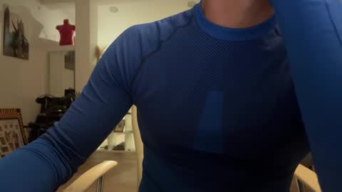 Snapshot of loveisperfect chatting on 16, 11, 2025 Loveisperfect online show from 16, 11, 2025