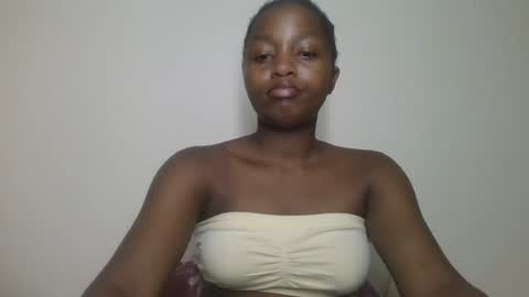 Snapshot of lovelbrownie chatting on 12, 7, 2026 lovelbrownie online show from 12, 7, 2026