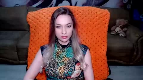 Snapshot of lovellymalina chatting on 12, 2, 2025 private open online show from 12, 2, 2025