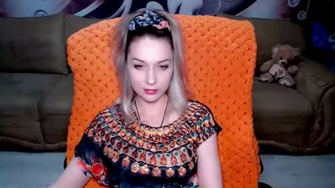 Snapshot of lovellymalina chatting on 13, 2, 2025 private open online show from 13, 2, 2025
