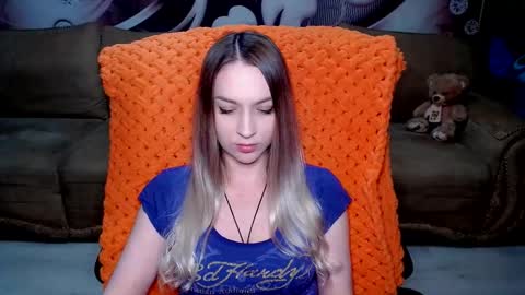 Snapshot of lovellymalina chatting on 20, 2, 2025 private open online show from 20, 2, 2025