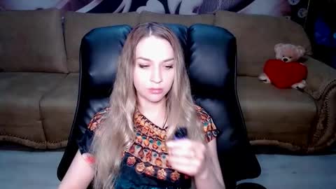 Snapshot of lovellymalina chatting on 5, 2, 2026 private open online show from 5, 2, 2026