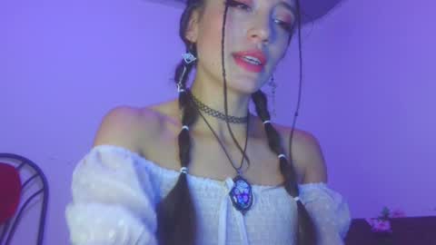 Snapshot of lovely_akira_xwx chatting on 2, 12, 2024 Tami online show from 2, 12, 2024