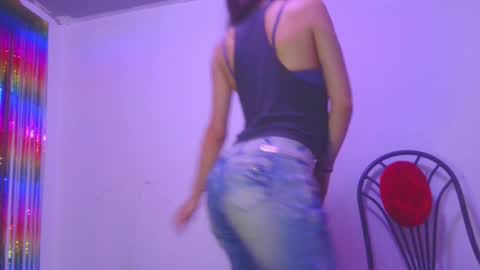 Snapshot of lovely_akira_xwx chatting on 3, 12, 2024 Tami online show from 3, 12, 2024