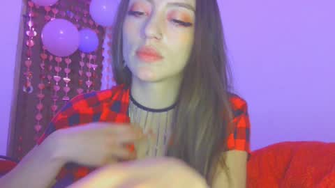 Snapshot of lovely_akira_xwx chatting on 19, 1, 2025 Tami online show from 19, 1, 2025