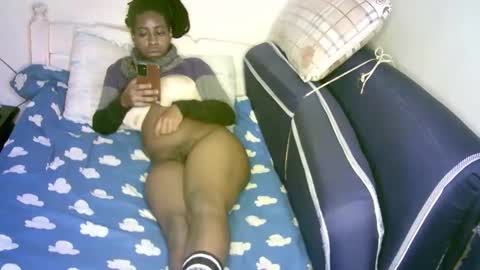 Snapshot of lovely_ebonies2 chatting on 21, 3, 2026 lovely_ebonies2 online show from 21, 3, 2026