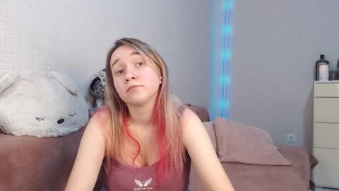 Lovely Hayley online show from 30, 10, 2025