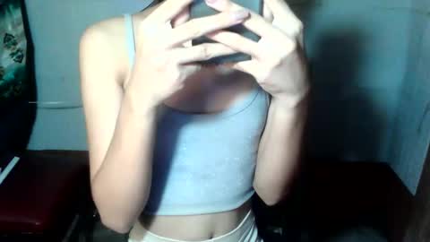 lovely_joan123 online show from 18, 4, 2026
