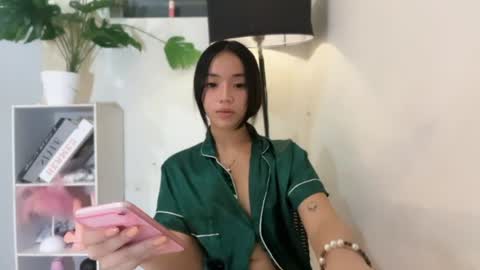 Snapshot of lovely_leah23 chatting on 11, 6, 2026 lovely_leah23 online show from 11, 6, 2026