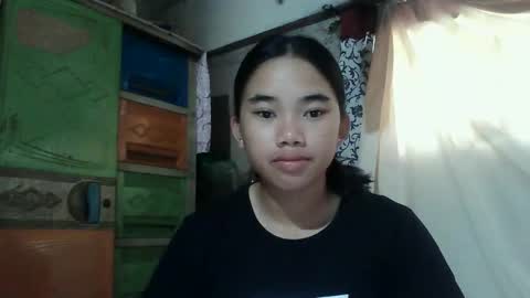 lovely_marie572336 online show from 9, 4, 2026