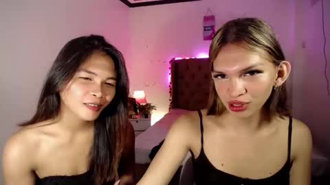 Snapshot of lovely_oliviax chatting on 9, 5, 2026 KATE online show from 9, 5, 2026