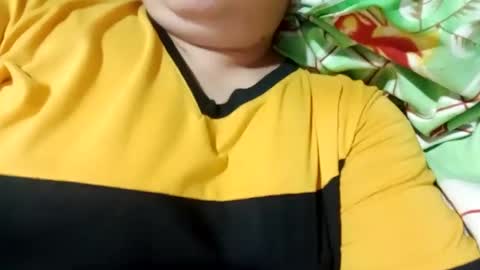 lovely_orchid online show from 4, 1, 2025