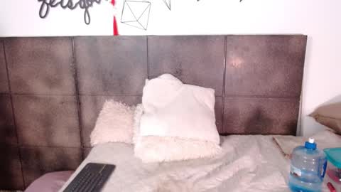 Snapshot of lovely_secret chatting on 24, 12, 2024 Hi guys online show from 24, 12, 2024