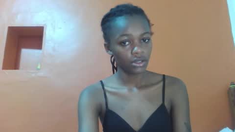 Lovely yvonne online show from 13, 10, 2025