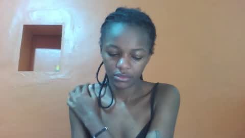 Lovely yvonne online show from 15, 10, 2025