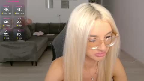 Snapshot of lovelybianca_ chatting on 23, 6, 2026 lovelybianca_ online show from 23, 6, 2026