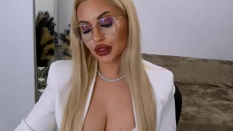 PrAllinXXXa online show from 12, 2, 2026