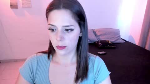 lovely   online show from 28, 1, 2025